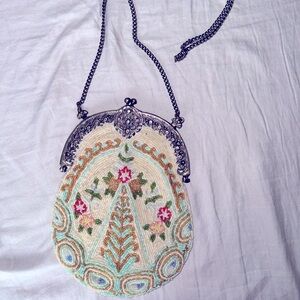 vintage 1900s pure silk and bead purse